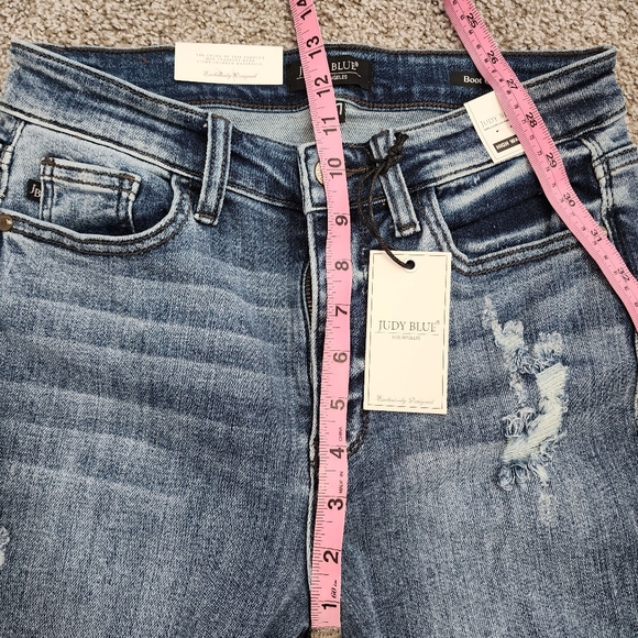Judy Blue Bootcut Jeans - Picture 6 of 8